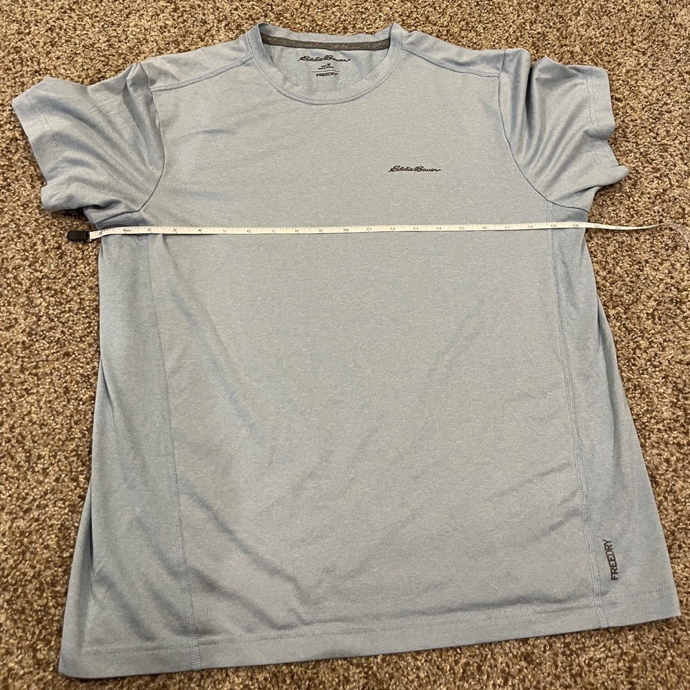 Eddie Bauer FreeDry short sleeve tee, light blue, mens M